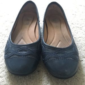 Leather navy blue flats